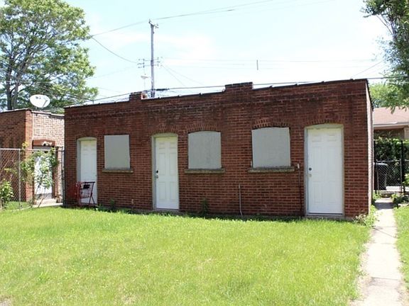 3rd image of 7427 S Chappel Ave APT 2