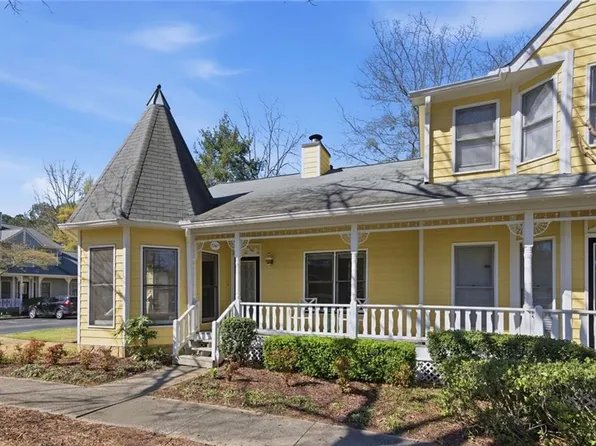 2340 Brockett Rd, Tucker, GA 30084