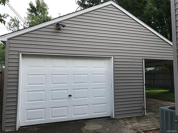 2nd image of 643 Harrison Ave