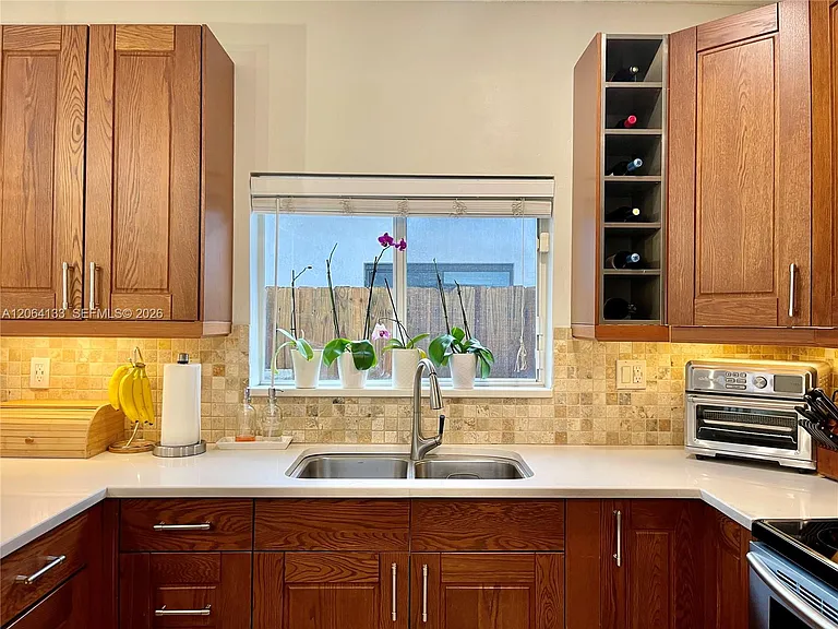 14121 SW 130th Ave — Photo 15