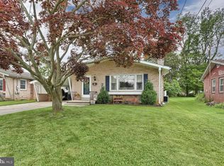 40 Delaware Ave, Littlestown, PA 17340