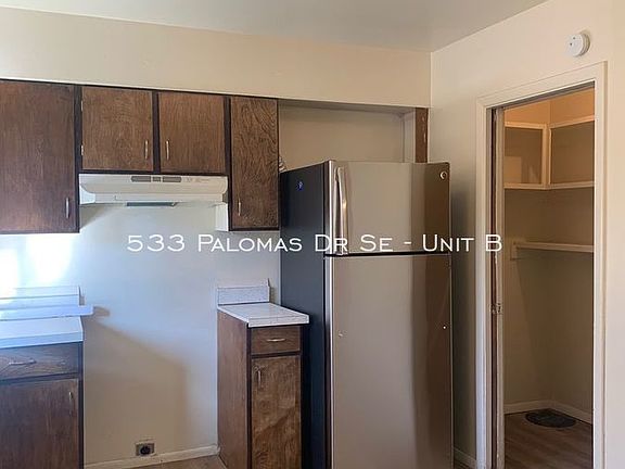 4th image of 533 Palomas Dr SE #B