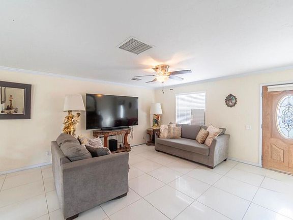 5th image of 2930 N Bahada Rd