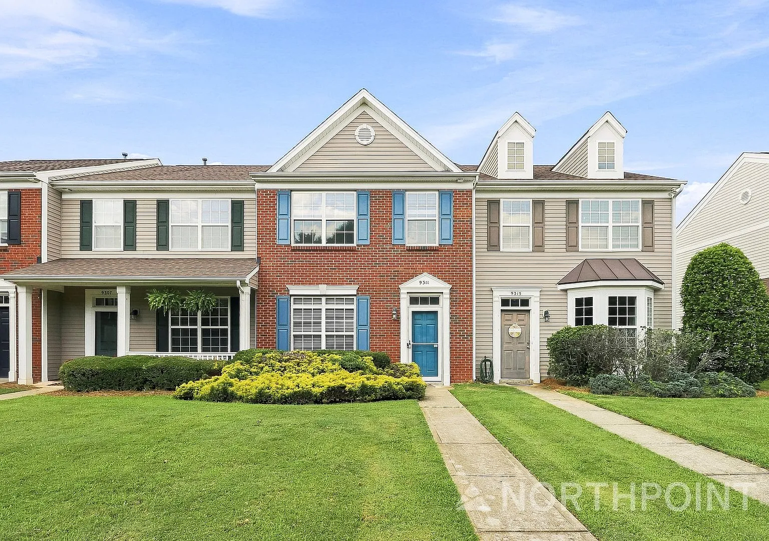 Coming Soon! 2BR/2.5BA | Renovated Townhome | Private Parking | Pets Allowed! — Photo 1