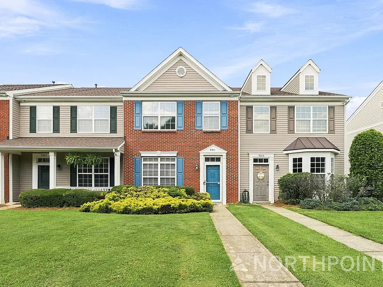 9311 Greenheather Dr — Photo 1