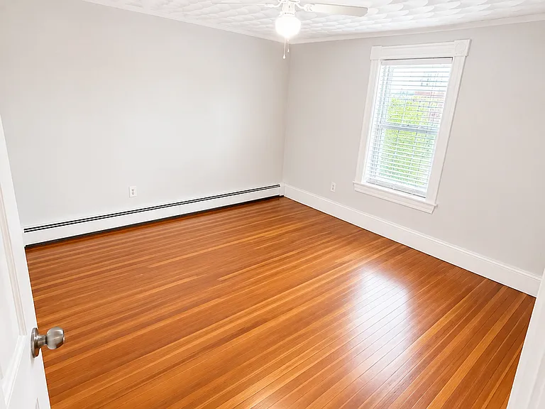 36 Tileston St — Photo 4