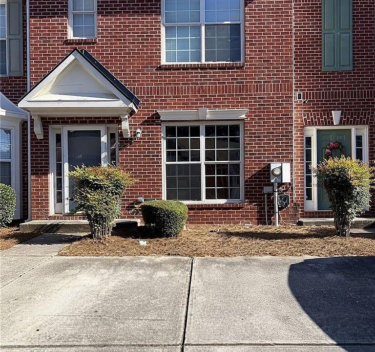 1st image of 2784 Parkway Cv