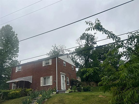 4th image of 604 Cabin Branch Dr
