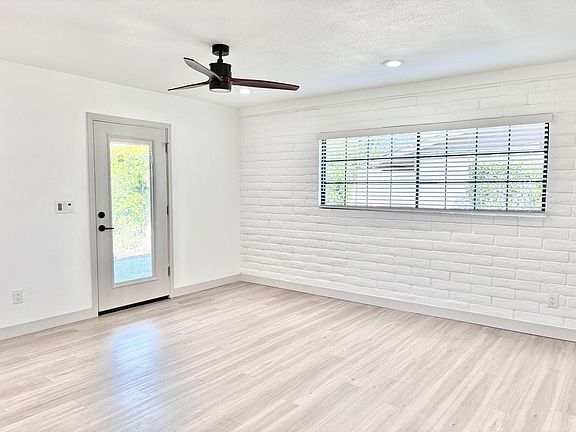 5th image of 6601 E Avalon Dr Unit 4