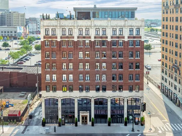 2233 Park Ave APT 6C, Detroit, MI 48201