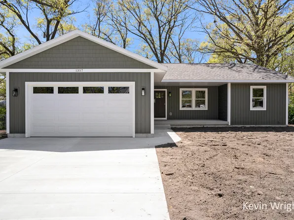 1357 Marquette Ave, Muskegon, MI 49442