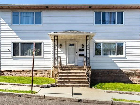 61 Bayliss St FLOOR 2