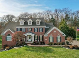 1283 Polo Lake Dr, Ballwin, MO 63021