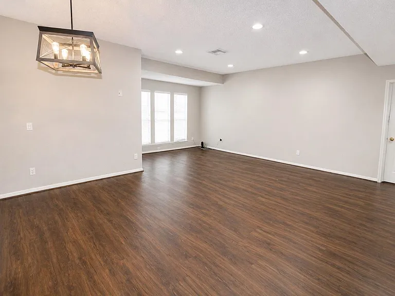 4515 Texas Trl — Photo 7