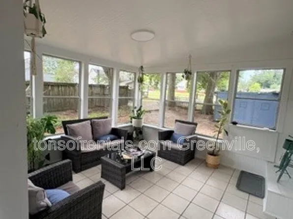 3 Frost St, Greenville, SC 29611