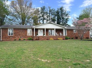 616 Maple Ln, Smithville, TN 37166