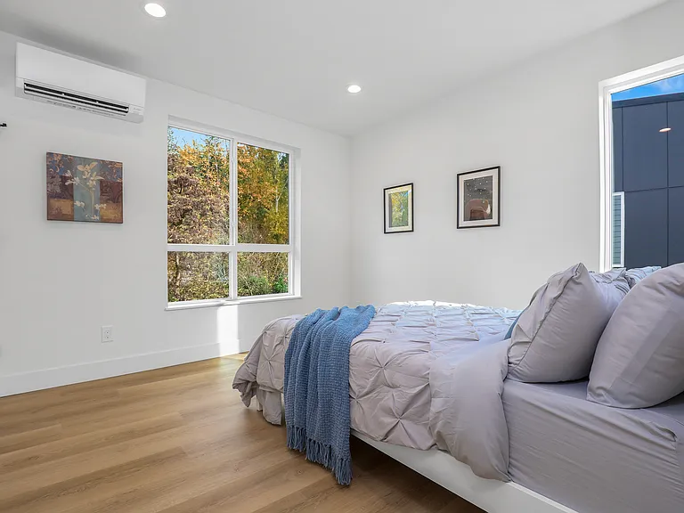 10626 E Riverside Dr — Photo 8