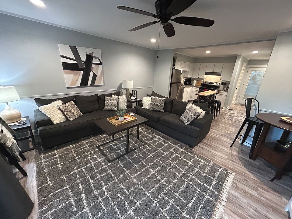 1st image of 22 Britten Cir
