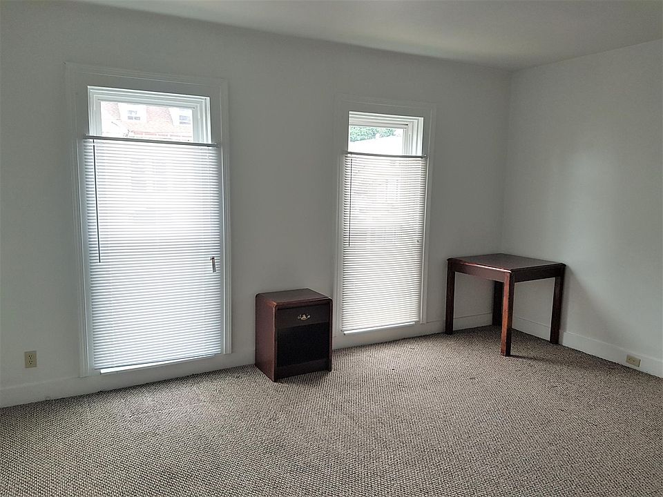 1st image of 327 W 9th St APT 2E