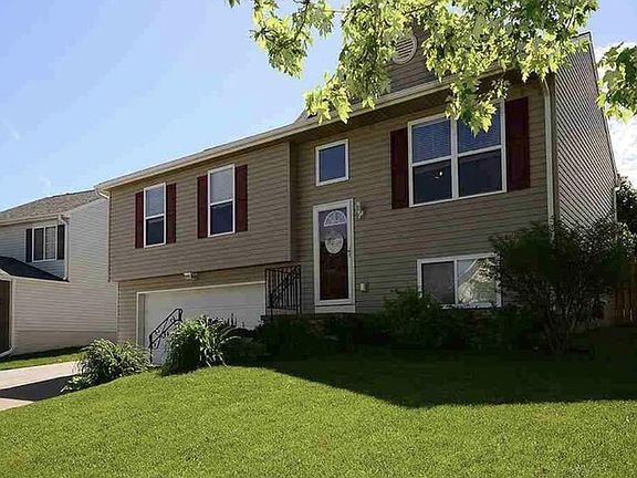 3rd image of 7931 S 157th Ave