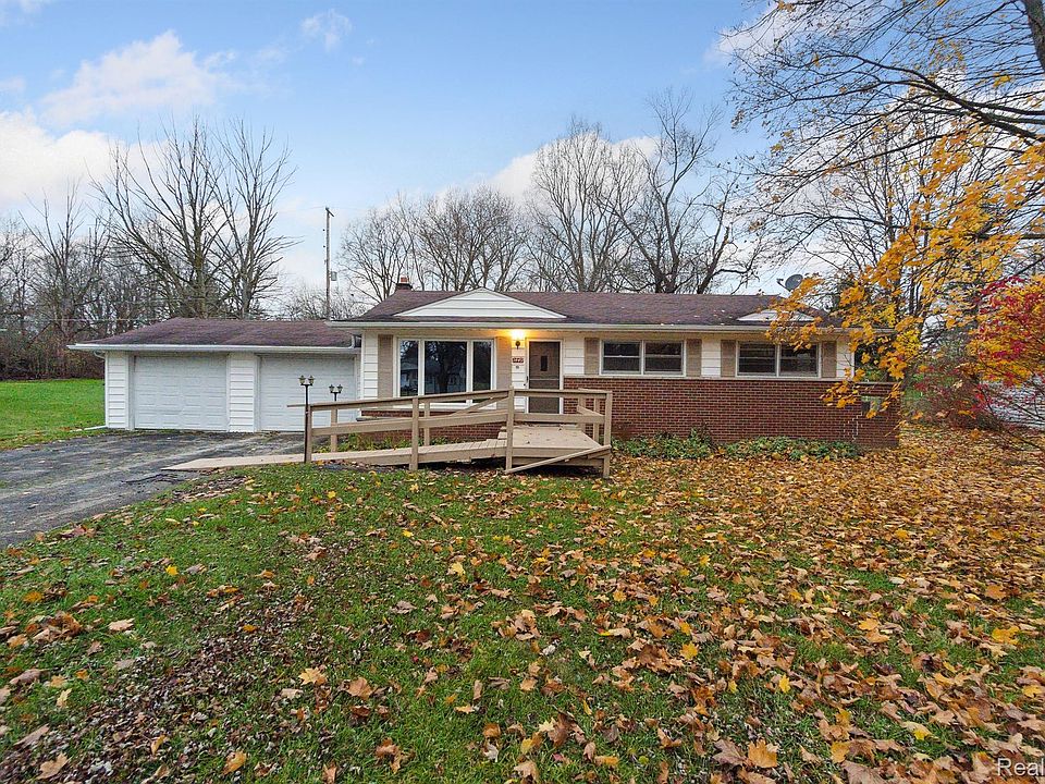 1st image of 1449 Westwood Dr