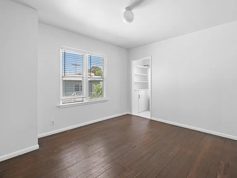 24 Rose Ave #D — Photo 5