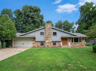 10121 Dunn Rd, Osceola, IN 46561