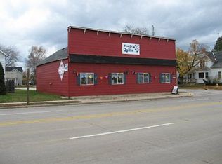 801 Marinette Ave, Marinette, WI 54143