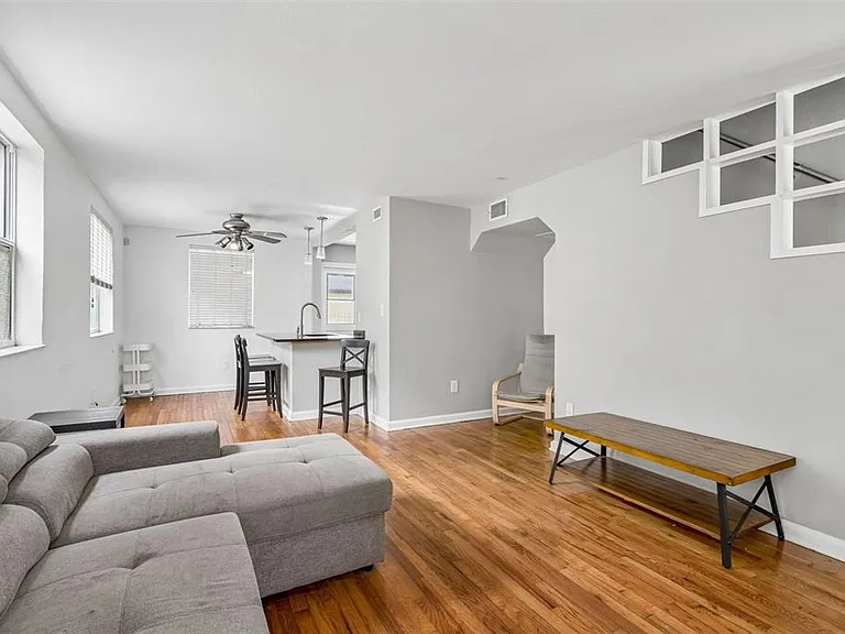 601 Swann Dr #603 — Photo 3