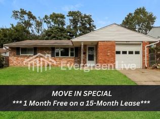 5614 Leafwood Dr, Cincinnati, OH 45224