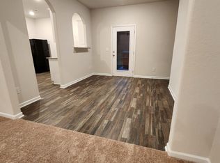 517 Crackling Ct, Zebulon, NC 27597