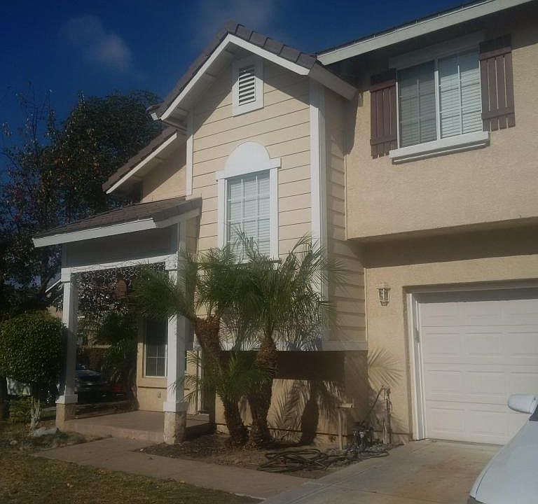 1st image of 701 Calle Vista Verde