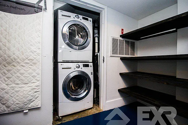 Rented by EXR | media 4