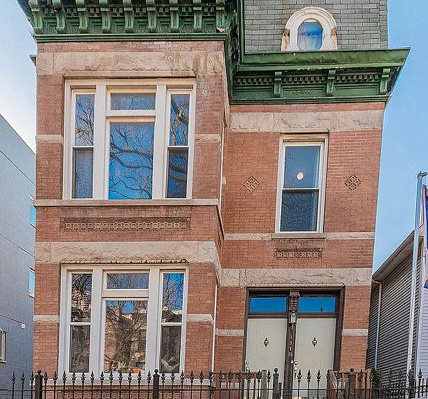 1118 N Mozart St #2 — Photo 1