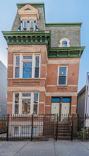 1118 N Mozart St #2 Photo 1