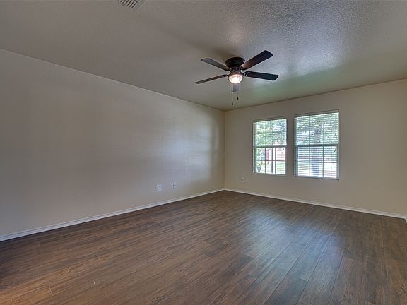 5th image of 1320 Red River Ln
