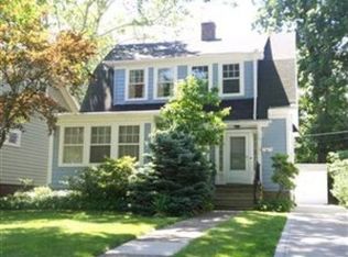 2956 Kensington Rd, Cleveland Heights, OH 44118