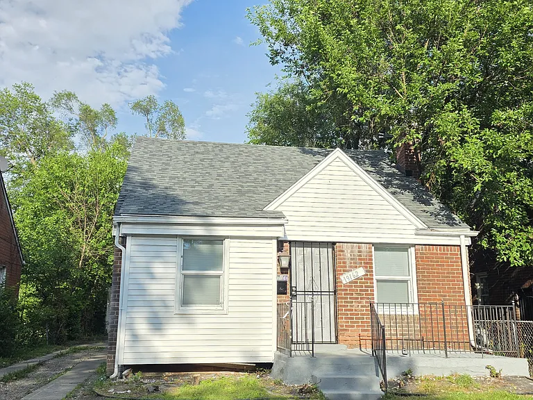 19162 Saint Marys St — Photo 22
