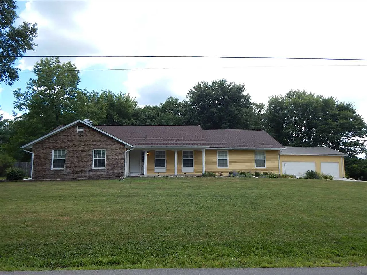 1731 Vinegar Hill Rd photo 1