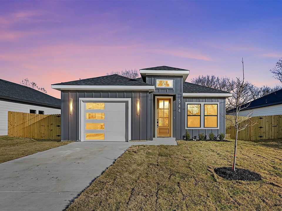 1st image of 544 Elsberry Ave