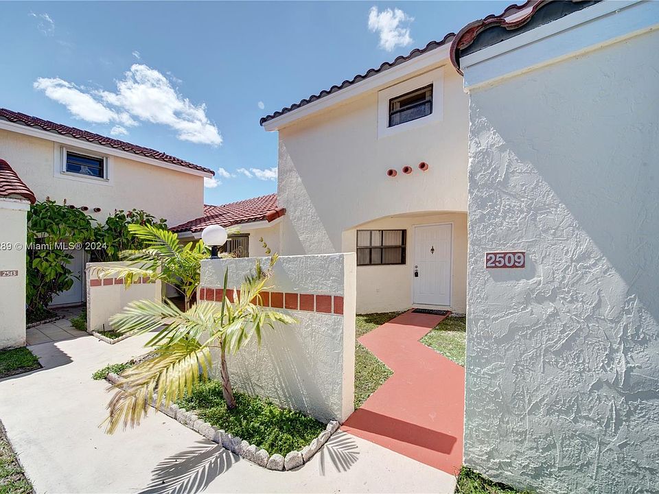 1st image of 2509 San Remo Cir #0