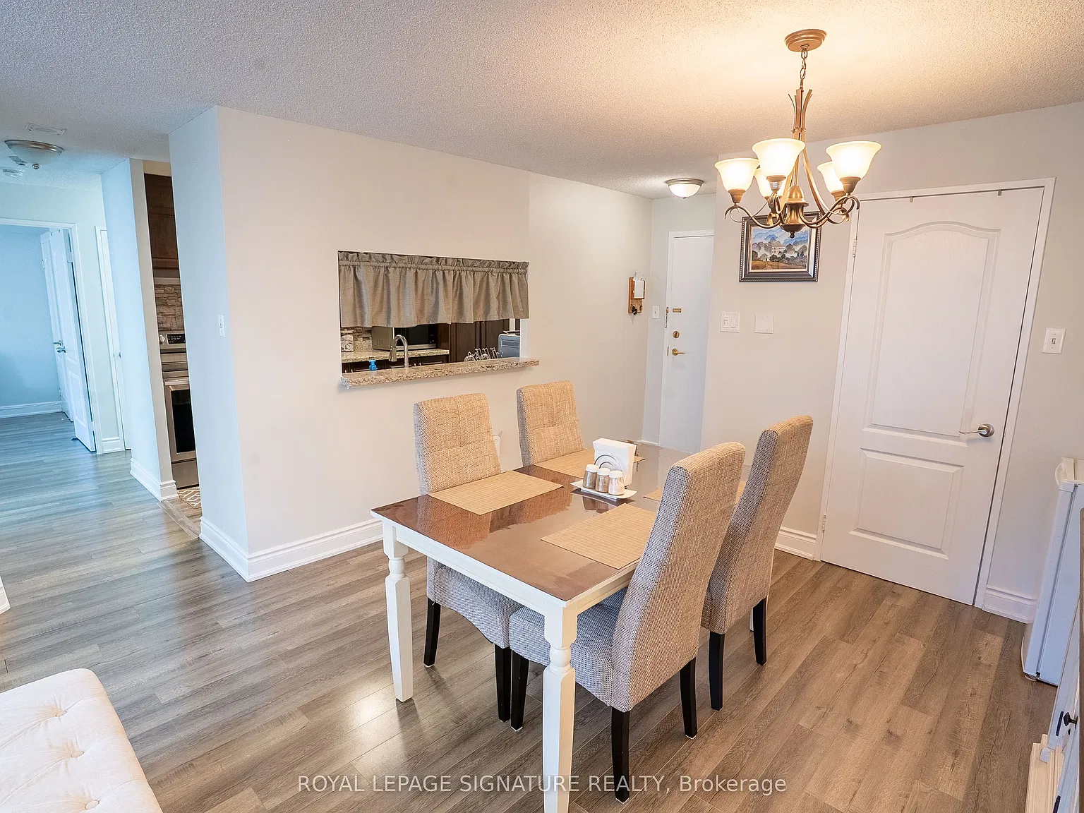 2 bed, $2,899 — Photo 4