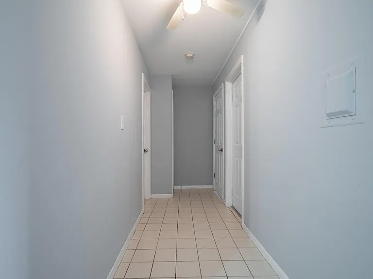 585 Hill Dr #315 — Photo 2