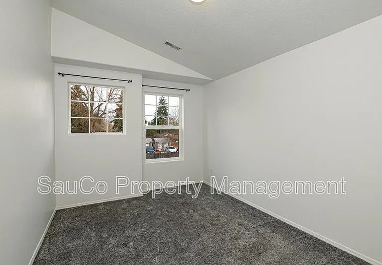 19878 Kendall Ln — Photo 14