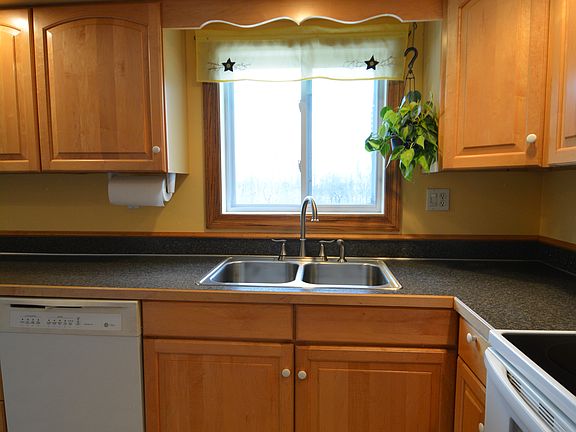 4th image of 7715 Hayes St