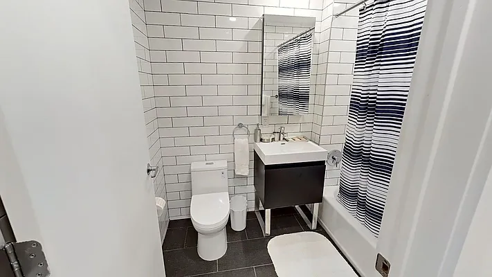 Rented by Compass | media 25