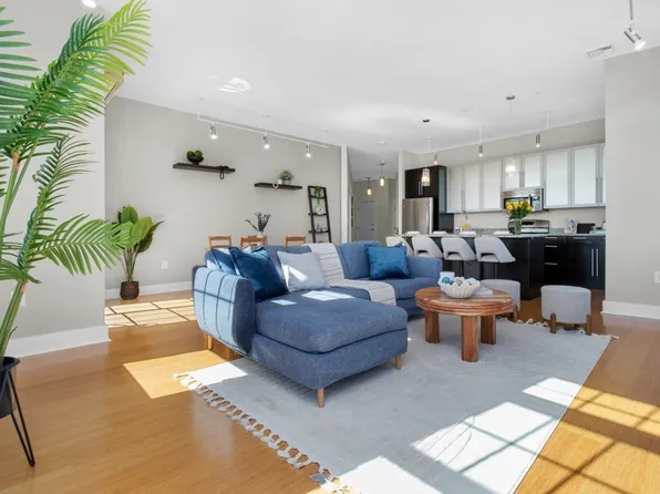 1188 Broadway #403, Somerville, MA 02144