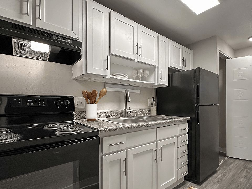 Platinum Collection Renovated Apartment