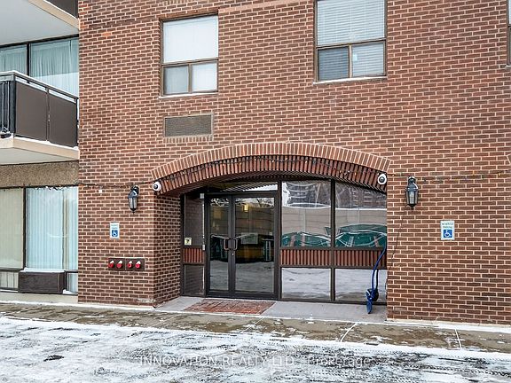 2nd image of 1190 Richmond Rd S #101