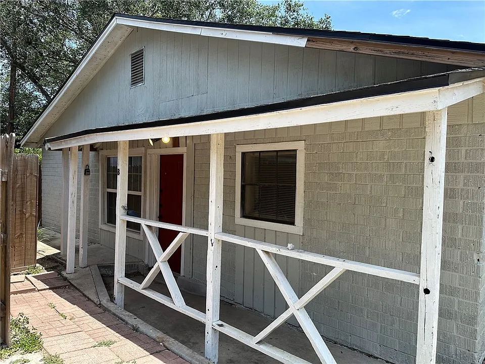 11150 Interstate Highway 37 #B